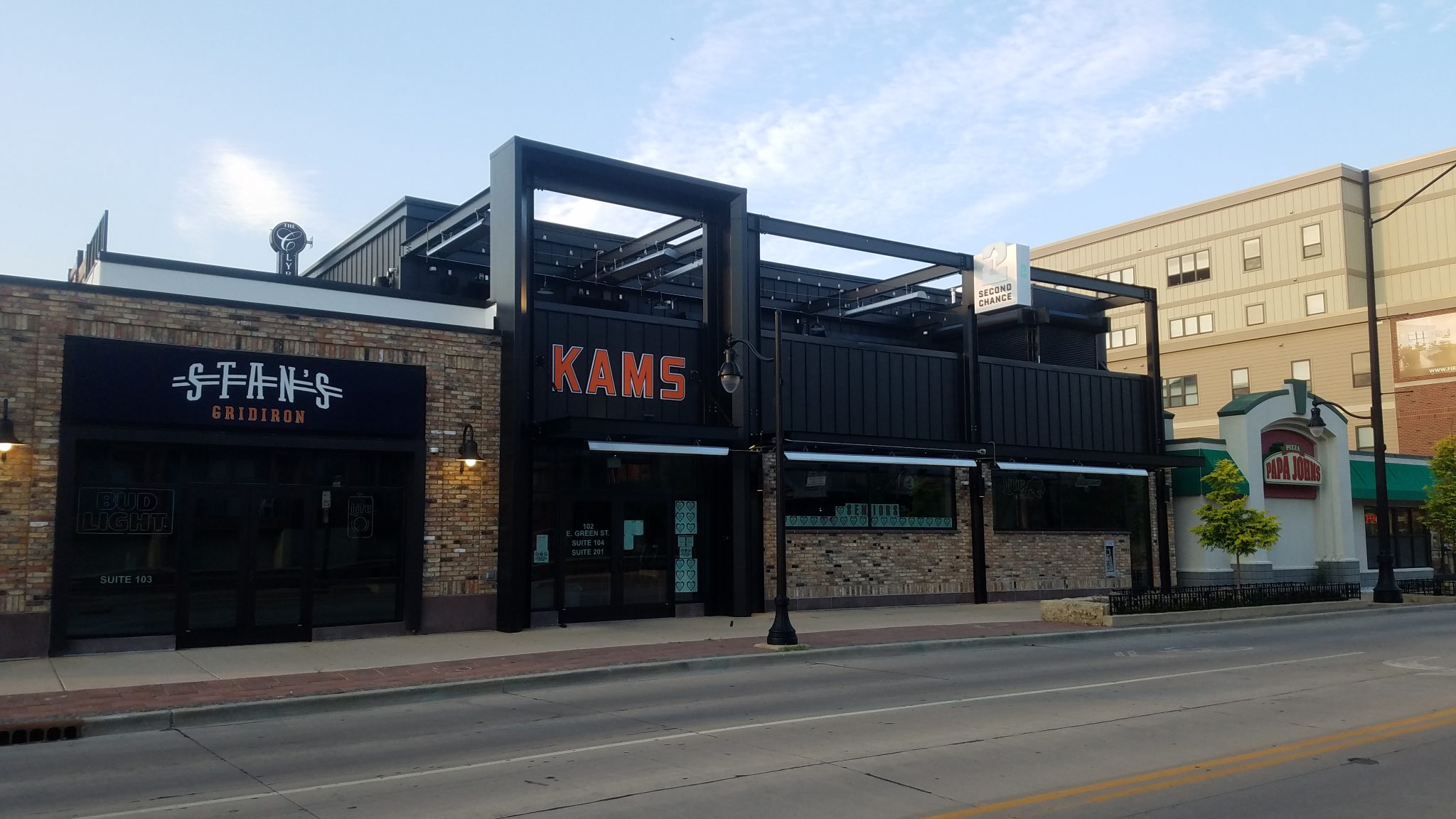 Champaign, Urbana Order New Restrictions On Restaurants, Bars & Parties