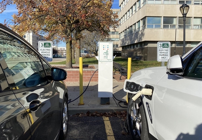 the-illinois-epa-has-finalized-revisions-to-the-electric-vehicle-rebate