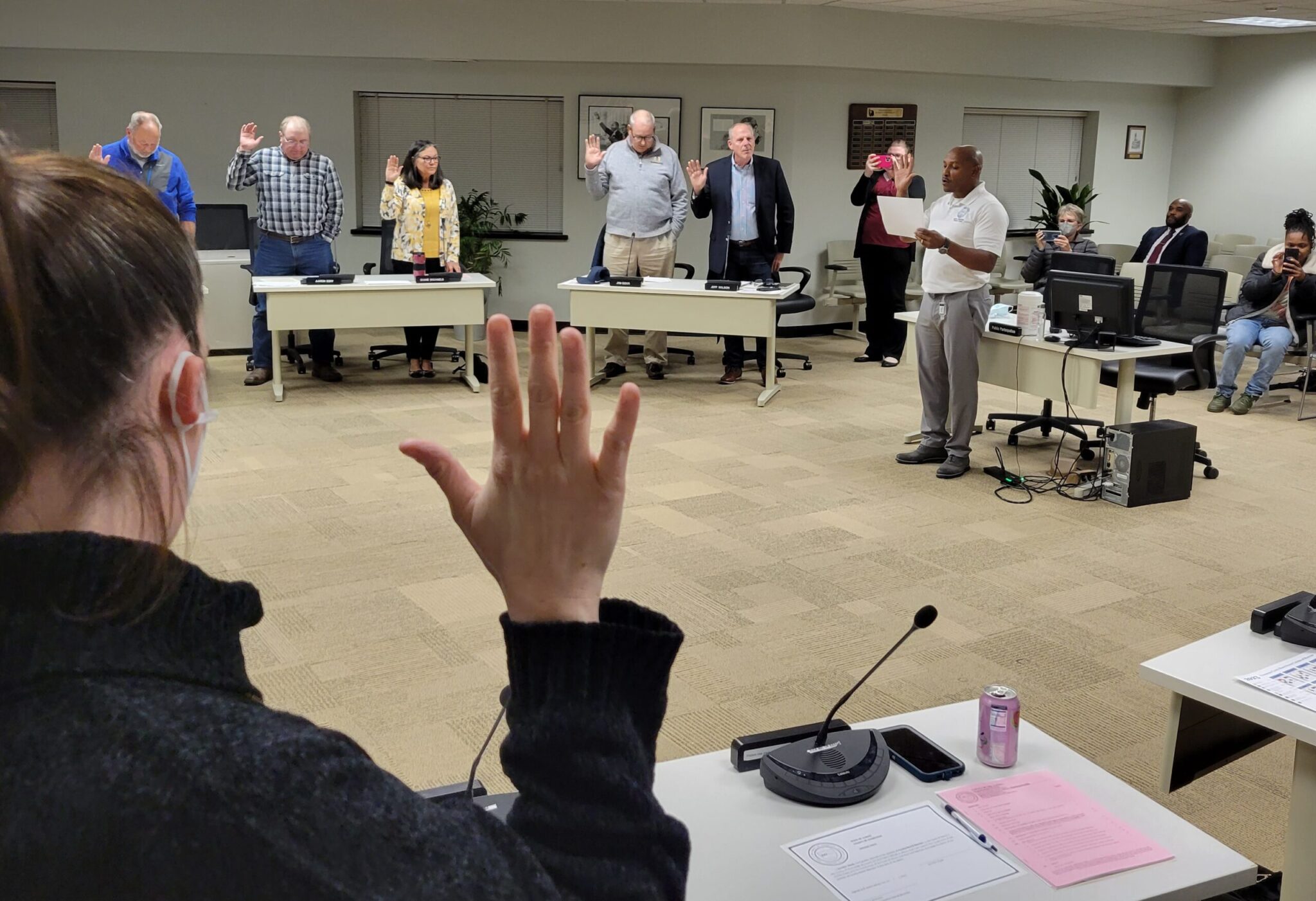 With a 16 6 Democratic majority the Champaign County Board reelects