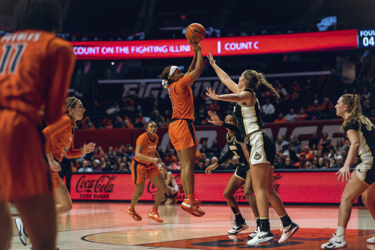 Illinois guard Makira Cook attempting a shot