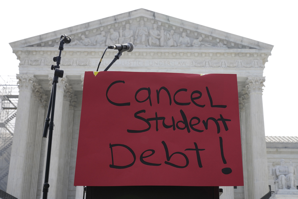 Student debt deprives US of public service workers, researchers say - Vimarsana News
